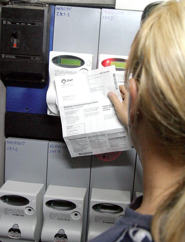 Terna: a marzo in Lombardia consumi elettrici a livelli pre Covid