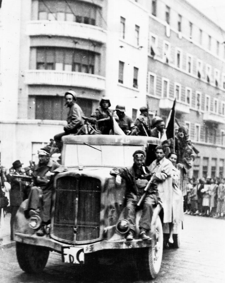 25 Aprile: &laquo;Date un fiore al partigiano&raquo;