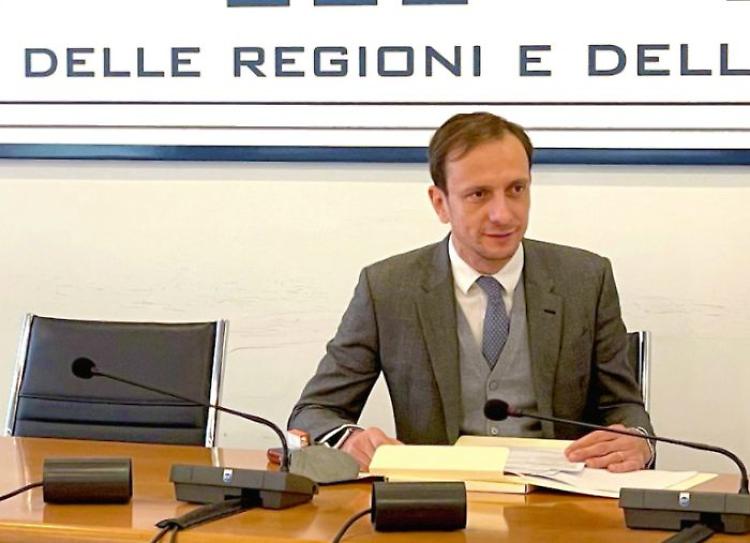 Covid, Fedriga "Mi auguro via coprifuoco ma aiutare tutte le attività"