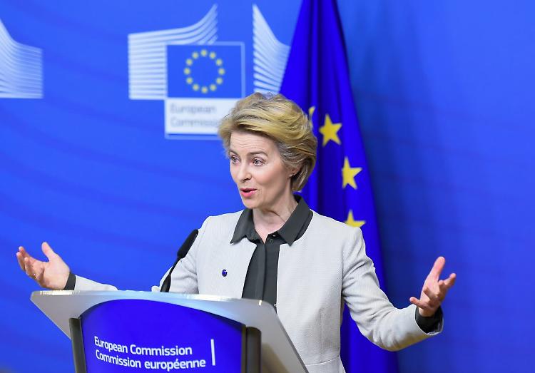 Covid, Von der Leyen "Italia aveva ragione a chiedere l'intervento Ue"