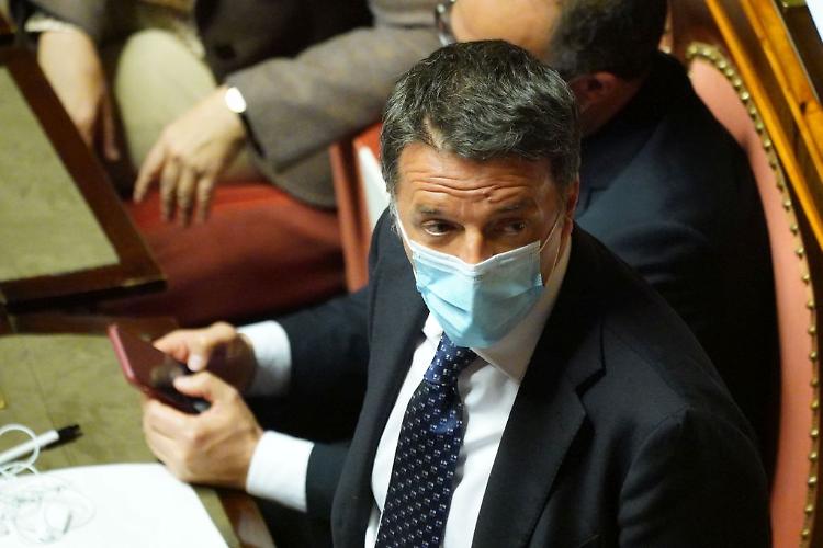 Renzi "Il coprifuoco va tolto, non serve più"