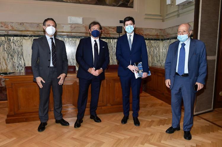 Il sistema salute post-Covid, italiani desiderano efficienza e umanita'