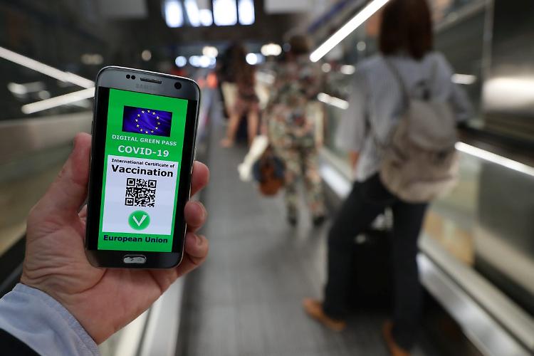 «Io, guarito e con anticorpi  ma resto senza  Green pass» 