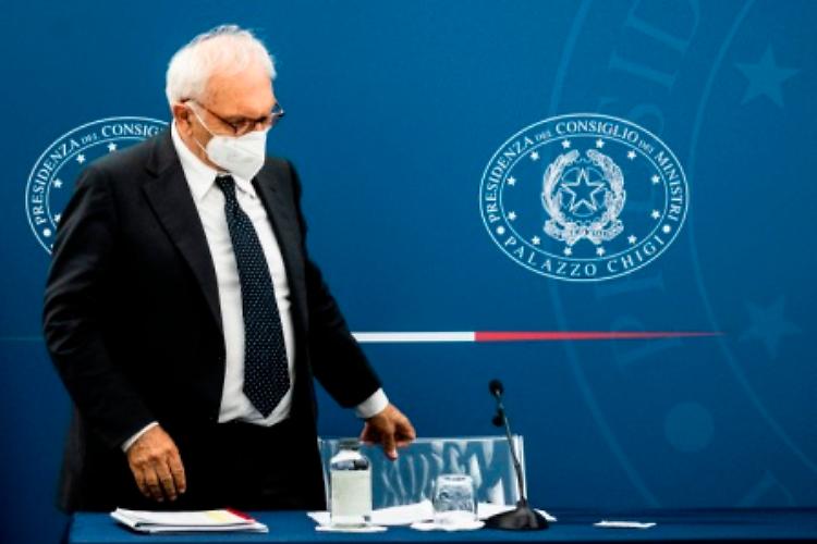 Green pass, Bianchi "Aiuteremo le scuole nei controlli"