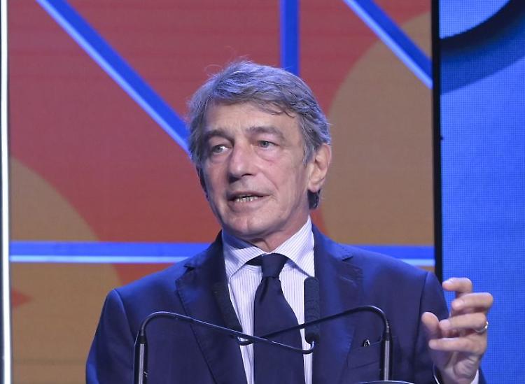 Afghanistan, Sassoli: "Dialogo sui profughi, prematuro riconoscere talebani"