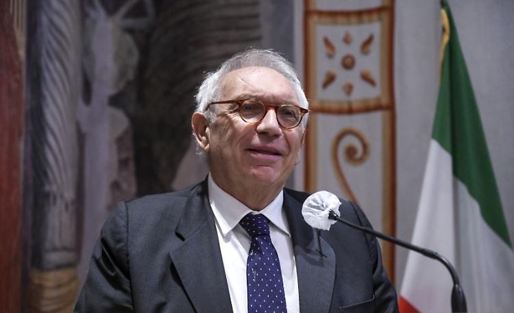 Scuola, Bianchi "Deroga mascherine per vaccinati obiettivo in sicurezza"