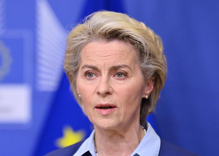 Ucraina, Von Der Leyen "Completeremo rapidamente pacchetto sanzioni"