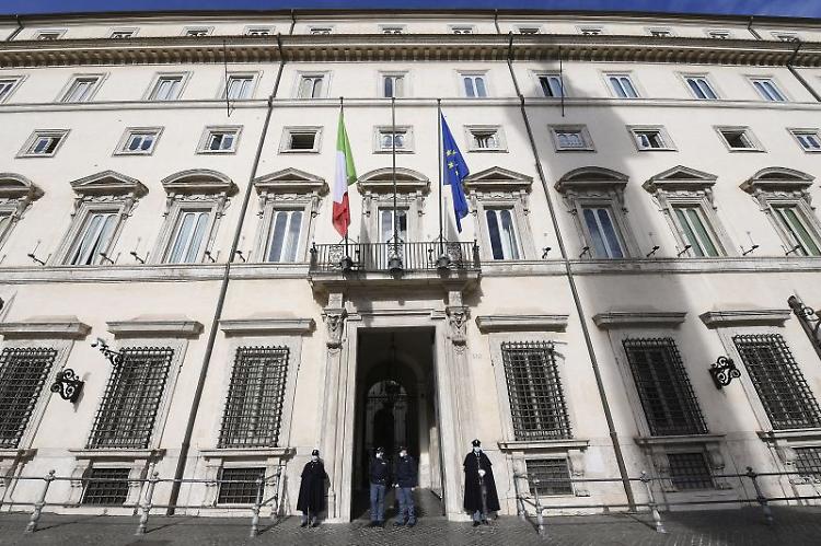 Dal Cdm ok a stato emergenza per siccità, 36,5 mln per 5 regioni