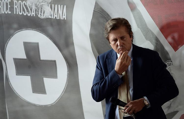 Vaccino, Sileri "Presto sarà abbassata età per quarta dose"