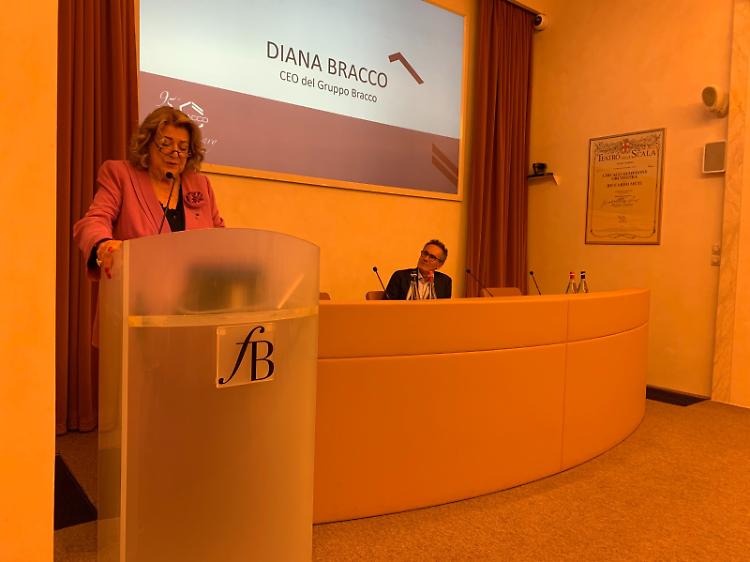 Bracco festeggia 95 anni e torna nella sede storica di Lambrate