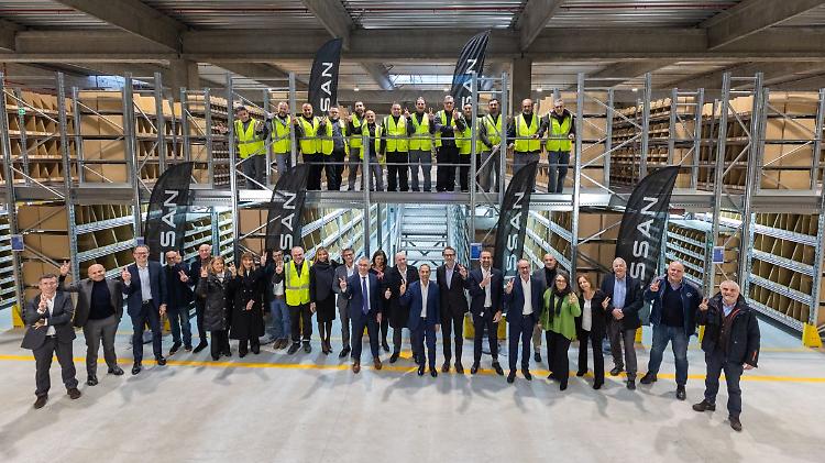 Nissan, inaugurato il nuovo magazzino ricambi in Italia