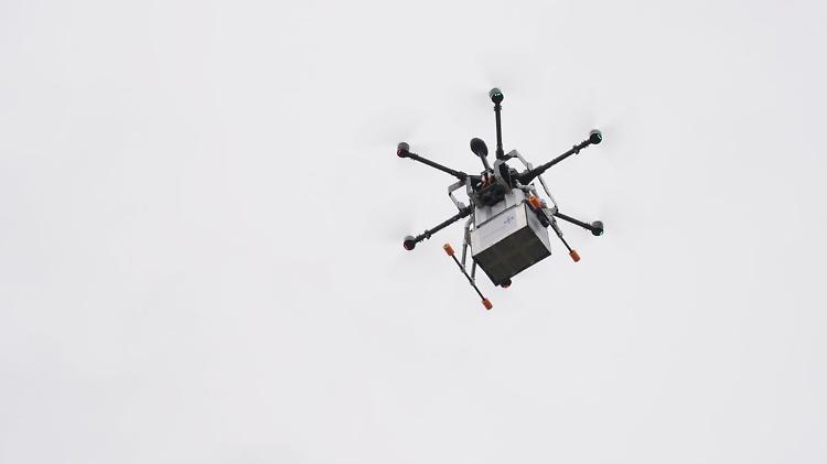 Primi voli in Italia con un drone per campioni di sangue da analizzare