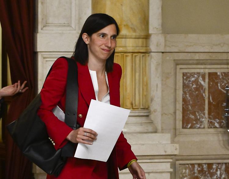 Ballottaggi, Schlein "Sconfitta netta, da soli non si vince"