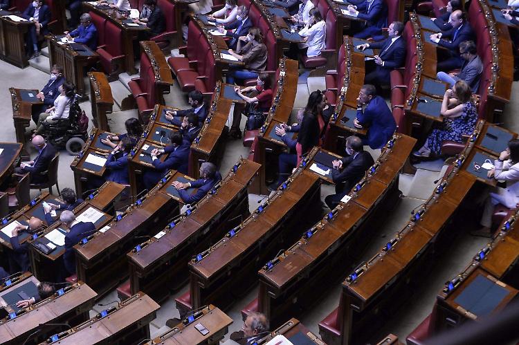 Covid, dalla Camera via libera alla Commissione d'inchiesta