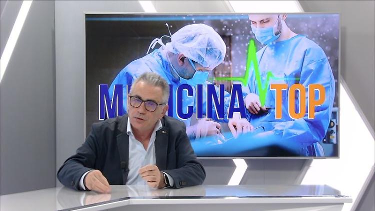Allarme super batteri, Pregliasco "Usare meno gli antibiotici"