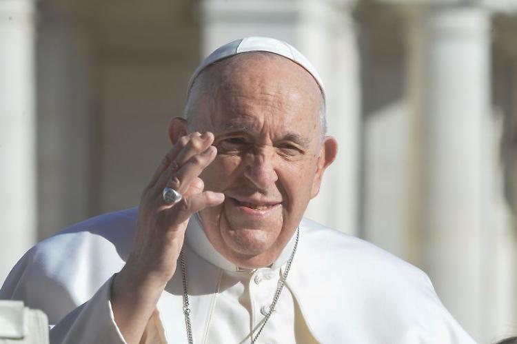 Papa "Il mondo ha bisogno dei giovani, la prossima Gmg sarà a Seul"
