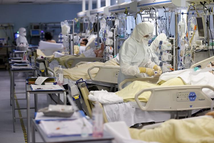 Covid, in una settimana casi in aumento del 28,1%