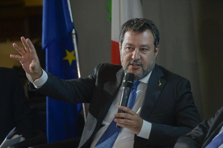 Salvini "Dl Caivano era necessario, lo Stato deve essere presente"