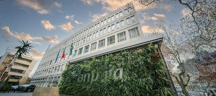 Enpaia-Censis, 70% italiani disposto a lavorare oltre l'et&agrave; pensionabile