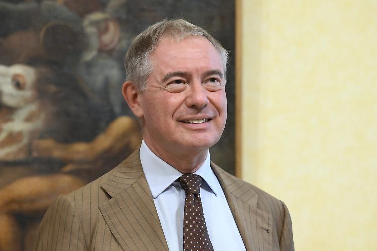 Cdm approva il primo disegno di legge sulle Pmi, Urso "Svolta storica"