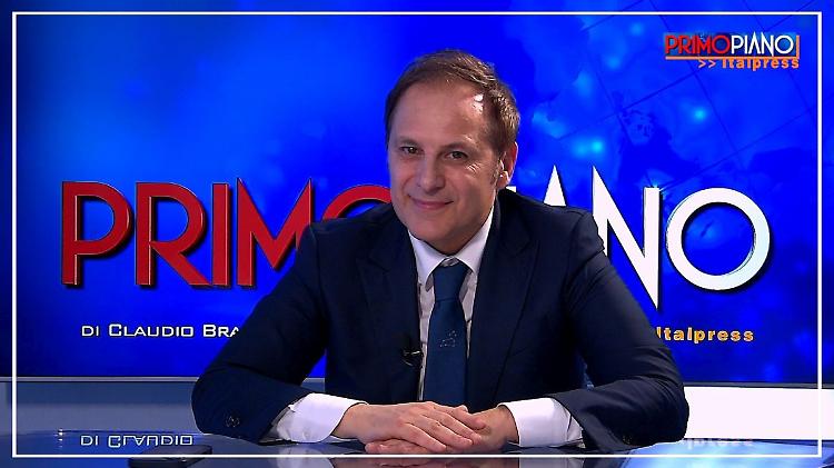 Intelligenza artificiale, Siri "Essere umano deve restare al centro"