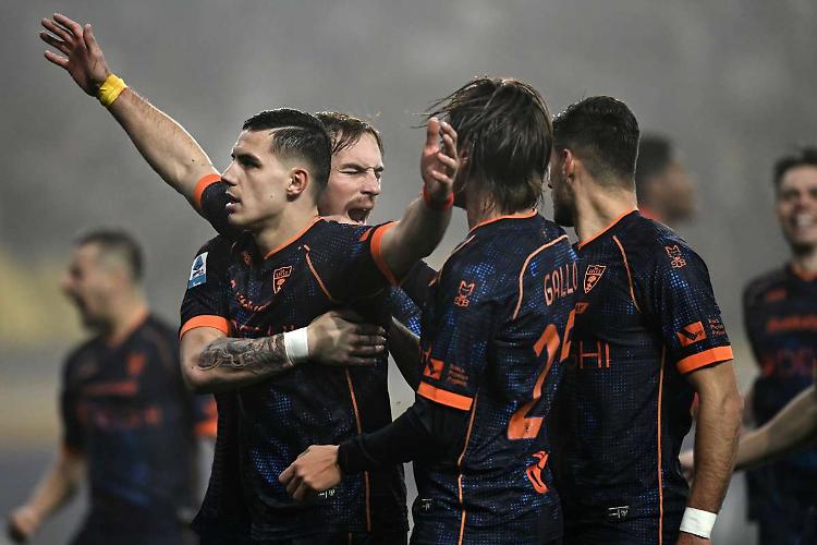 Scatto salvezza del Lecce, 3-1 sul campo del Parma