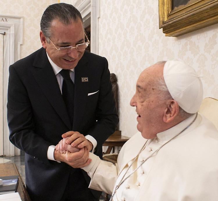 Ghribi "Paesi ricchi smettano di investire in armi e puntino su sanit&agrave;"