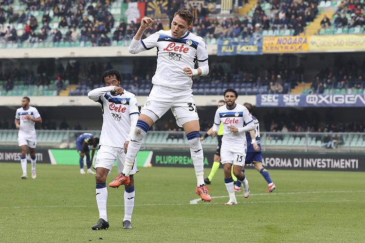 Retegui scatenato, l'Atalanta vince 5-0 a Verona