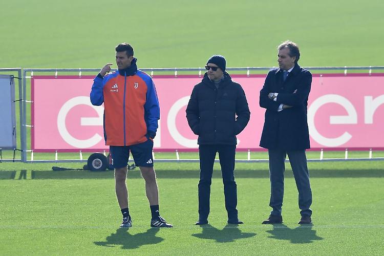 Giuntoli "Delusi e arrabbiati ma Motta non &egrave; in discussione"