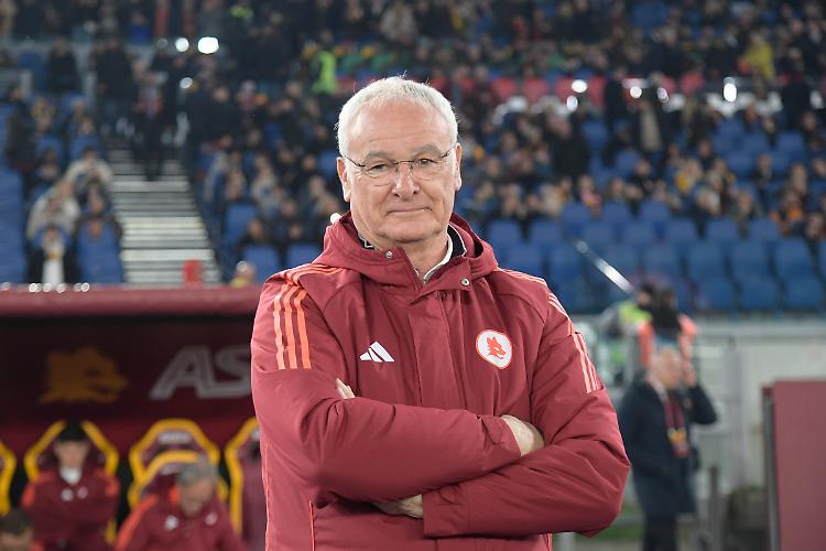 Ranieri "Il tecnico lo sceglier&agrave; la propriet&agrave;, Fabregas top"