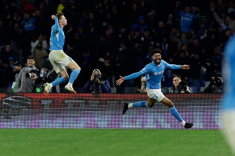 Billing all'87&deg; risponde a Dimarco, Napoli-Inter 1-1