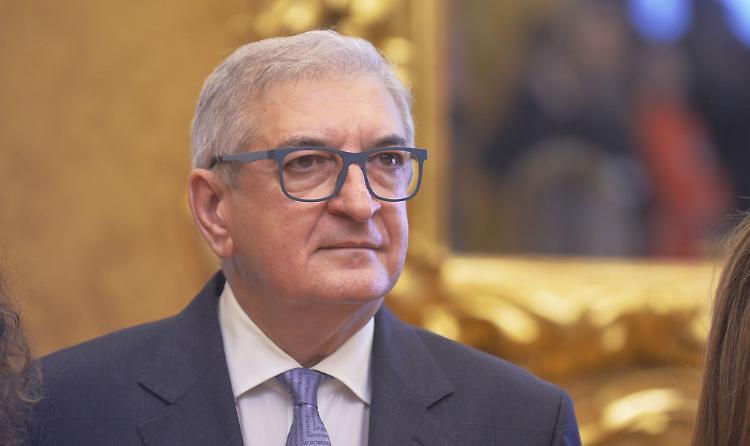 Foti "Per le spese militari partiamo dal 2% del Pil"