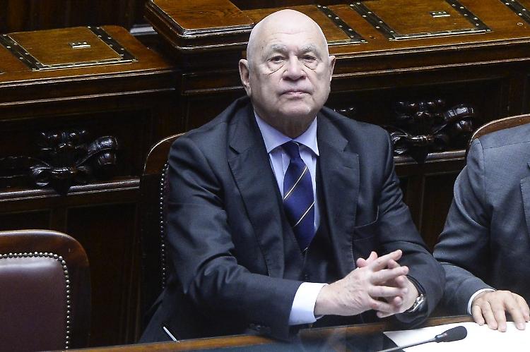 Nordio "Stato rischia rovina se illegali hanno diritto a risarcimento"