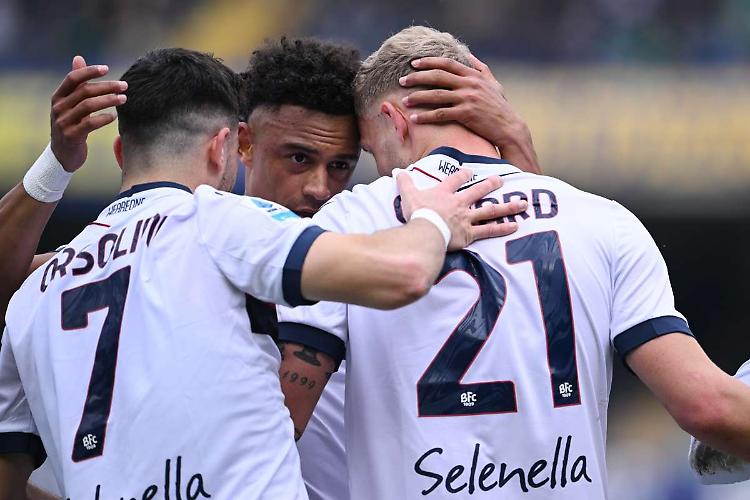 Bologna in modalit&agrave; Europa, Verona battuto 2-1 al Bentegodi