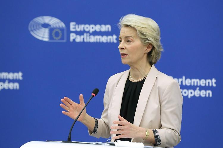 Von der Leyen "Il piano di difesa una chance per l'Italia"