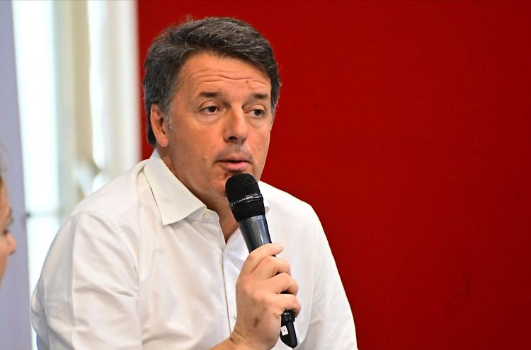 Centrosinistra, Renzi "Non ci possiamo dividere, lavoro per alternativa"