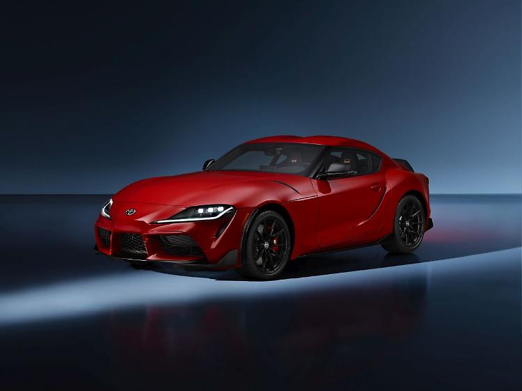 Toyota lancia la nuova GR Supra Lightweight EVO