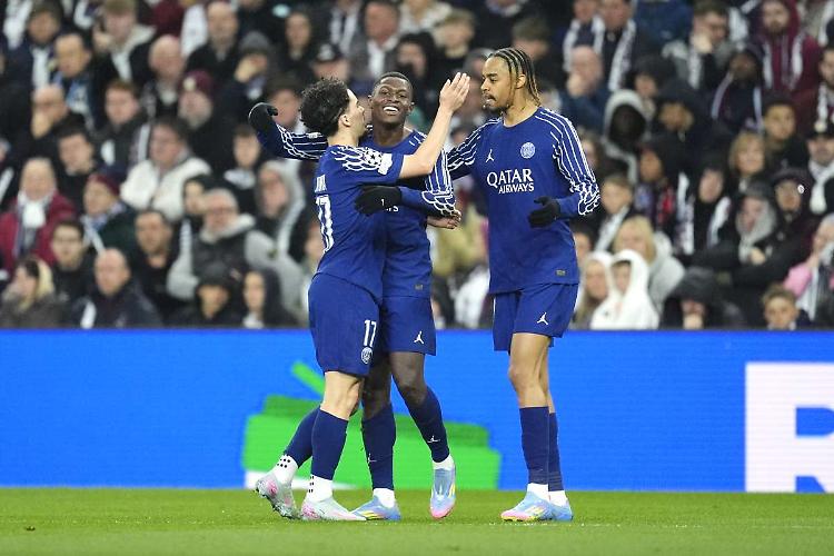 Aston Villa tutto cuore, ma in semifinale Champions va il Psg