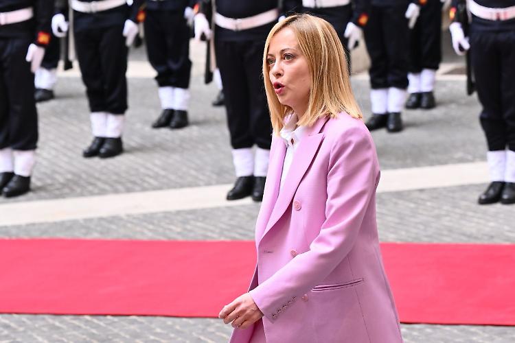 Meloni incontra Zelensky "Bene Kiev, Russia dimostri volere pace"