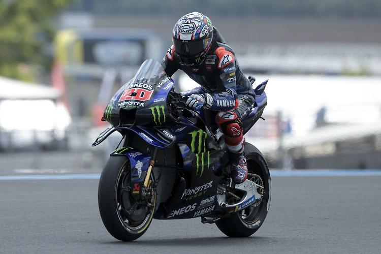 Quartararo in pole a Le Mans davanti ai fratelli Marquez