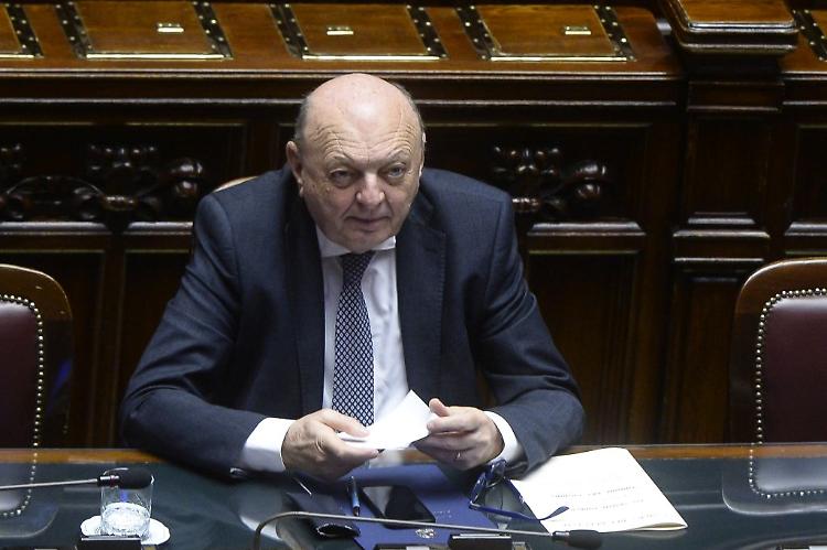 Comunità Energetiche, firmato decreto che modifica disciplina incentivi