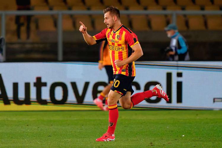 Il Lecce spera ancora nella salvezza, Torino piegato 1-0