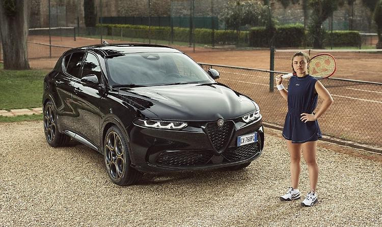 Alfa Romeo celebra Jasmine Paolini e la sua doppia vittoria a Roma