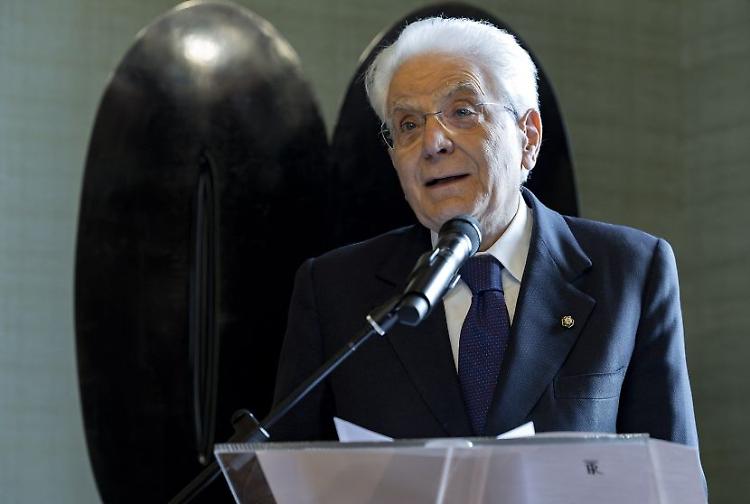 Mattarella "Pieno rilancio del rapporto transatlantico"