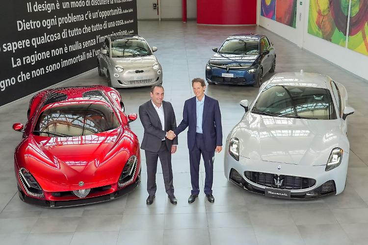 Filosa "Apriamo un nuovo capitolo nella storia di Stellantis"