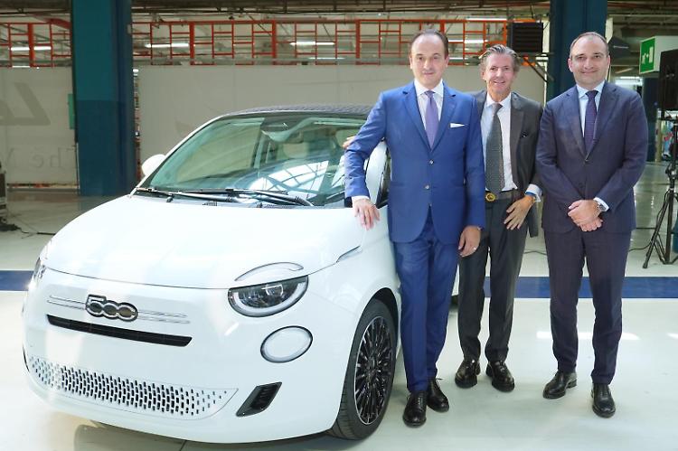 A Mirafiori la Fiat 500 ibrida, previste 5.000 unit&agrave; entro il 2025