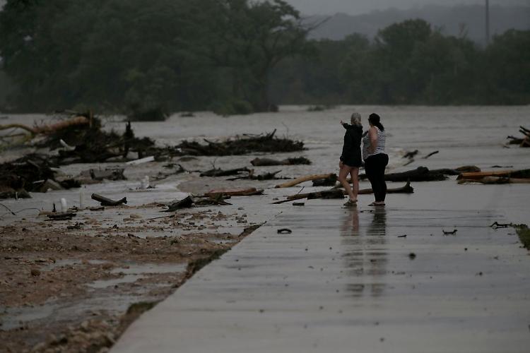 Alluvione in Texas, i morti salgono a 50. 28 le bambine disperse