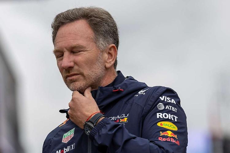 La Red Bull licenzia Horner "Grazie per questi 20 anni"