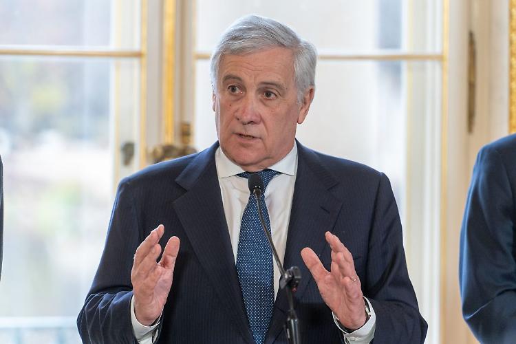 Tajani "In Polonia risposta efficace a Putin, l'Europa non si tocca"