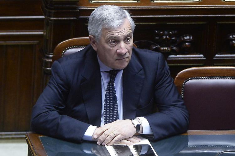 Medio Oriente, Tajani "Favorevoli a sanzioni più dure a coloni violenti"
